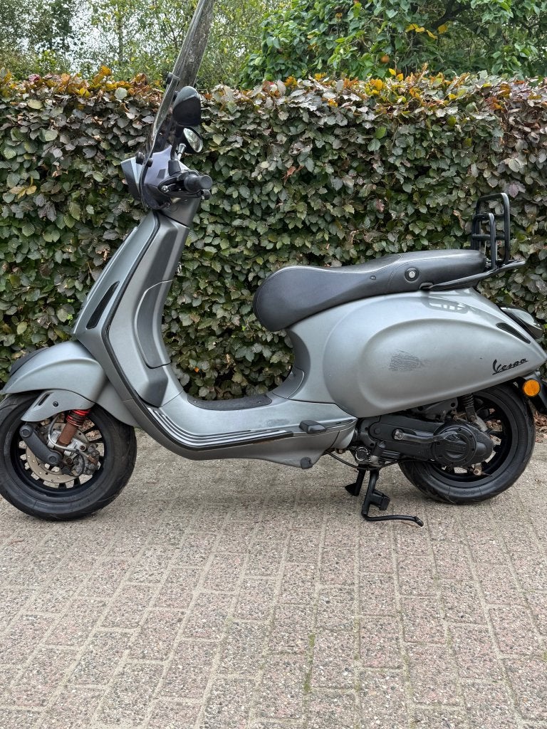 ⭐️Vespa sprint mat grijs Snor start en rijd⭐️, Niet ingevuld, Niet ingevuld, Niet ingevuld
