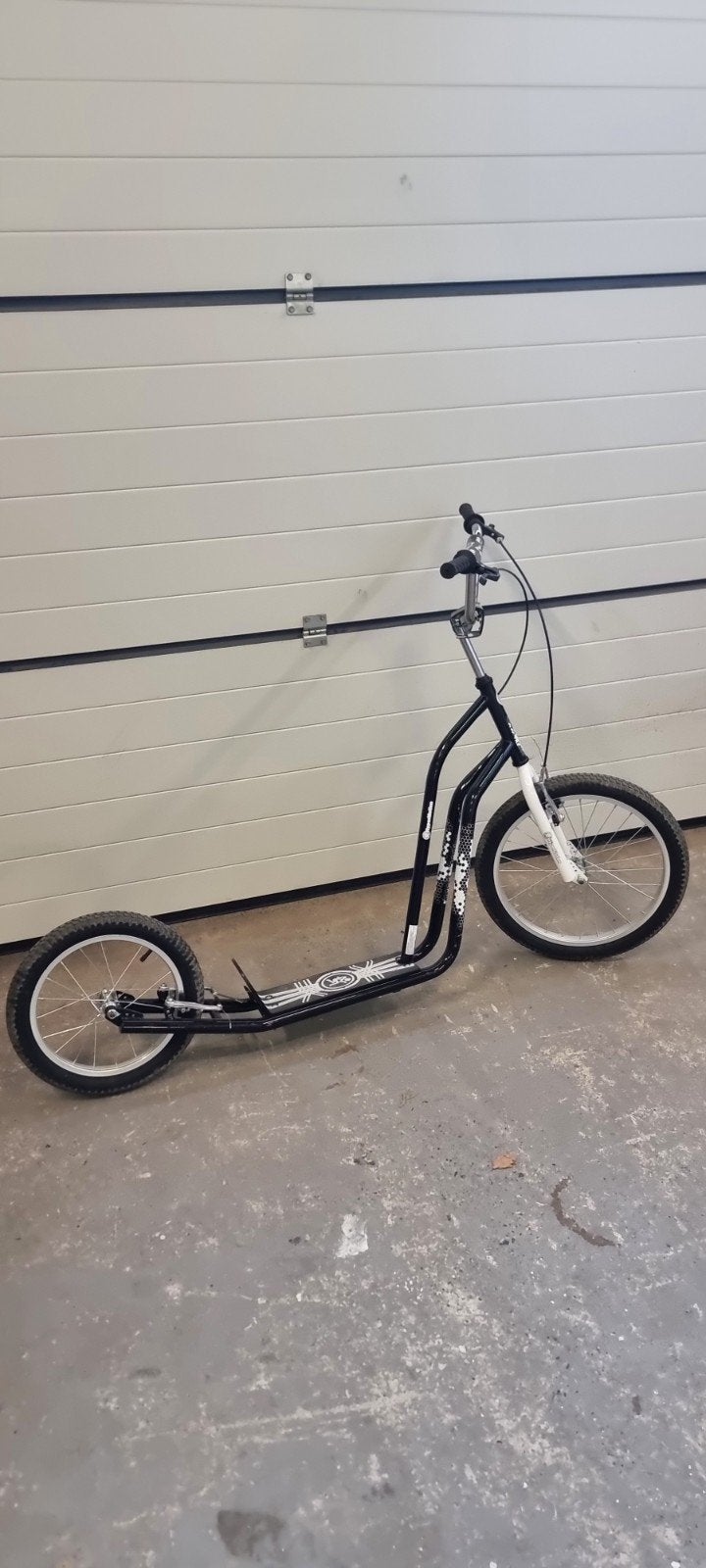 Stevige Step - Zwart/Wit ook voor volwassenen, Ophalen of Verzenden, Gebruikt, Kickbike, Onbekend