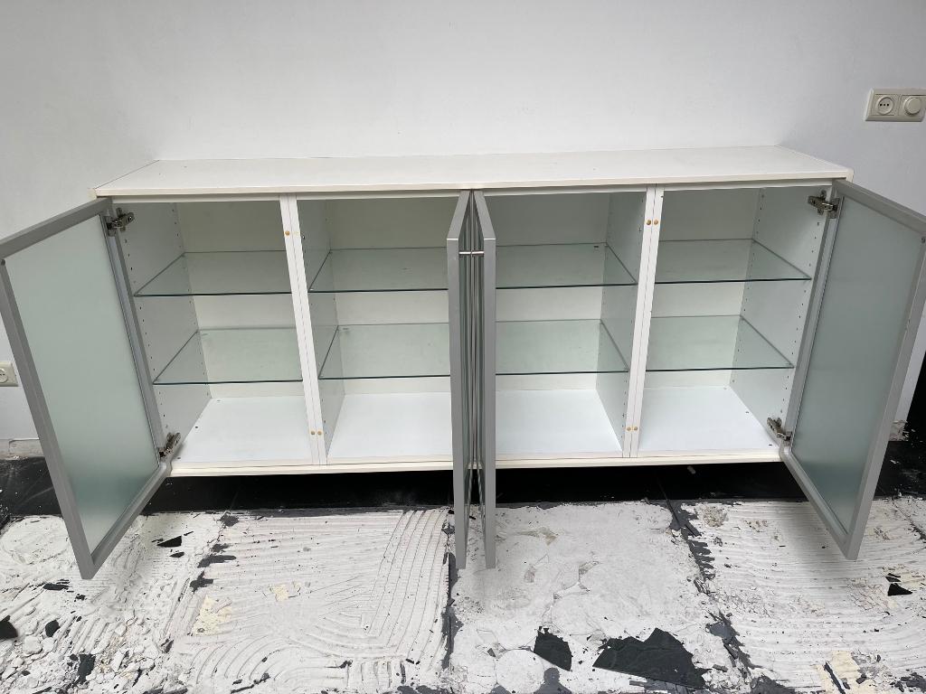 Wite zwevende kast met glazen deuren, Ophalen, Overige materialen, 50 tot 100 cm, Minder dan 100 cm