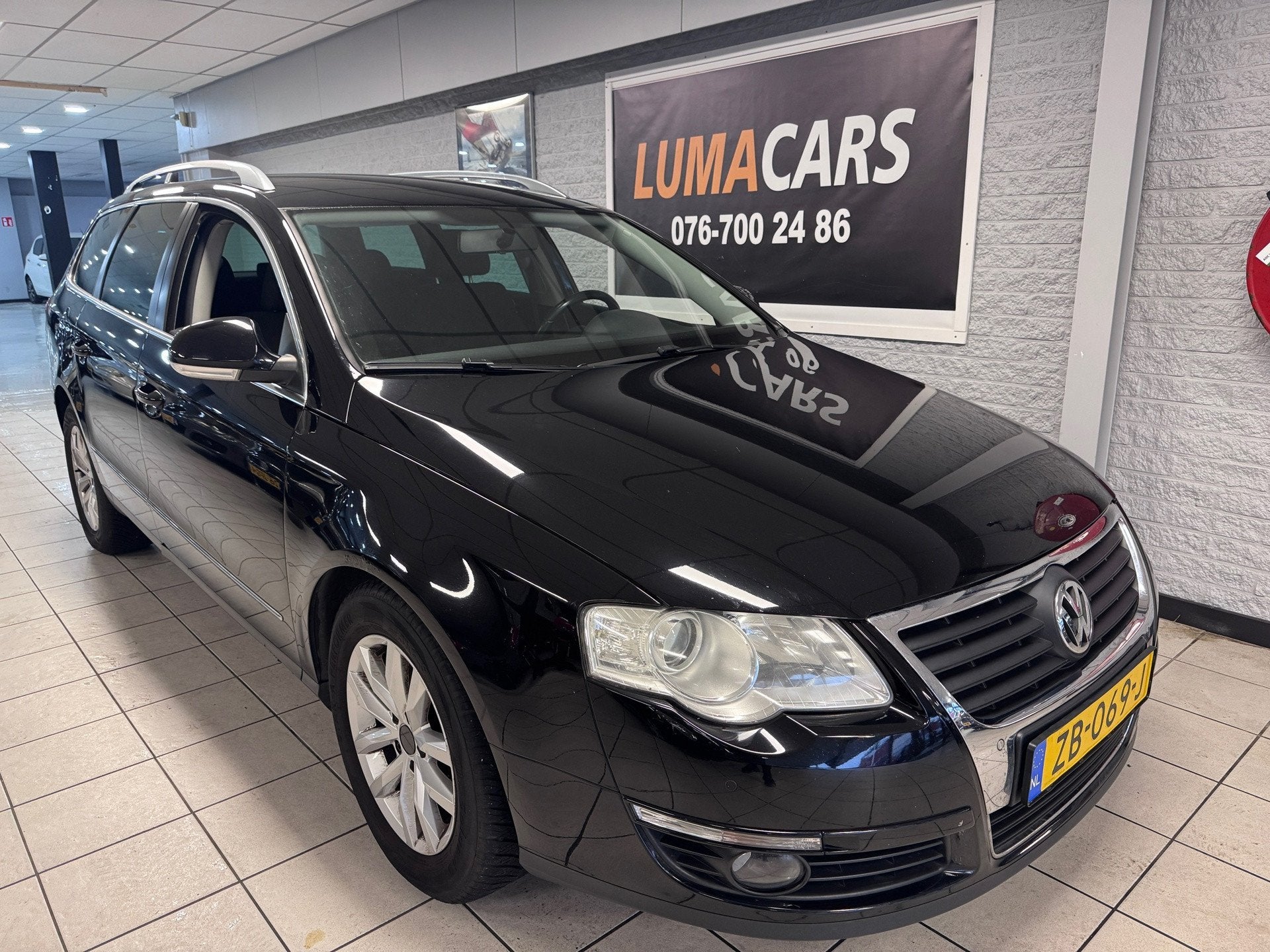 Volkswagen Passat Variant 1.8 TFSI Comfortline | Carplay |, Gebruikt, 4 cilinders, 1434 kg, Zwart