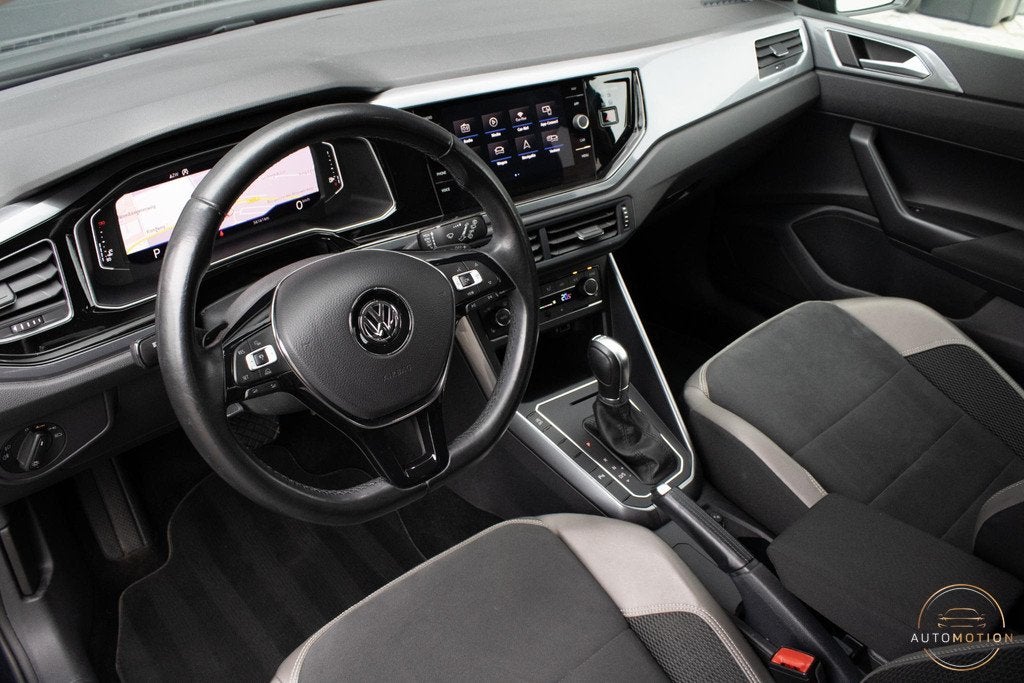 Volkswagen Polo 1.0 TSI Highline Stoelverwarming Cruise cont, Stof, Gebruikt, 95 pk, Met garantie (alle)