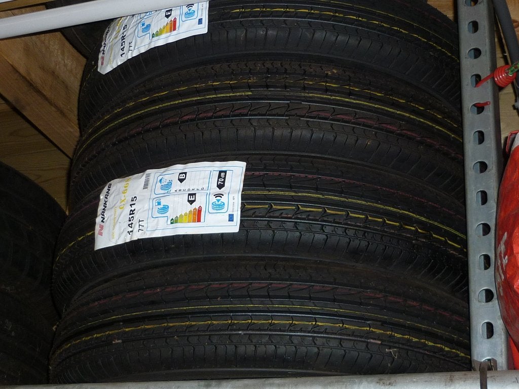 4 nieuwe banden 145 X 15, Overige, 15 inch, 145 mm, Nieuw