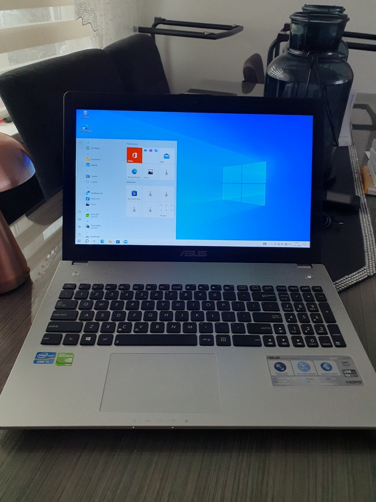 Zeer mooie Asus laptop Intel core i5, 2 tot 3 Ghz, 15 inch, Ophalen of Verzenden, Zo goed als nieuw
