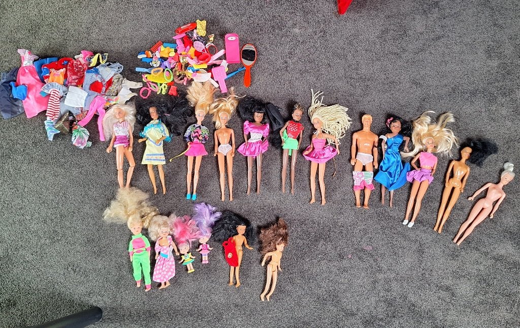Barbies/Skippers/LiL mini-pop/kleertjes en accessoires