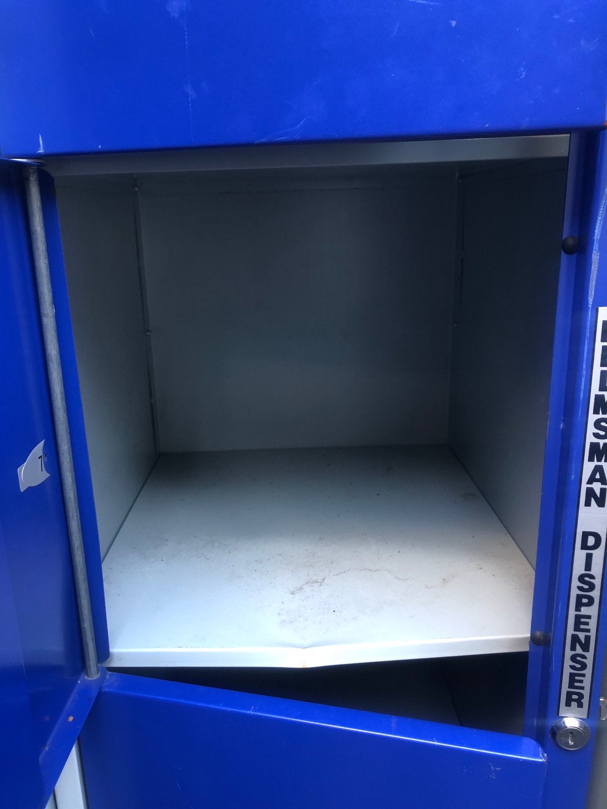 15 Blauwe Locker Kluisjes - Ideaal voor Opslag, Ophalen, Gebruikt