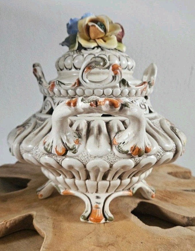 Dekschaal van V. Bassano, Antiek en Kunst, Ophalen of Verzenden