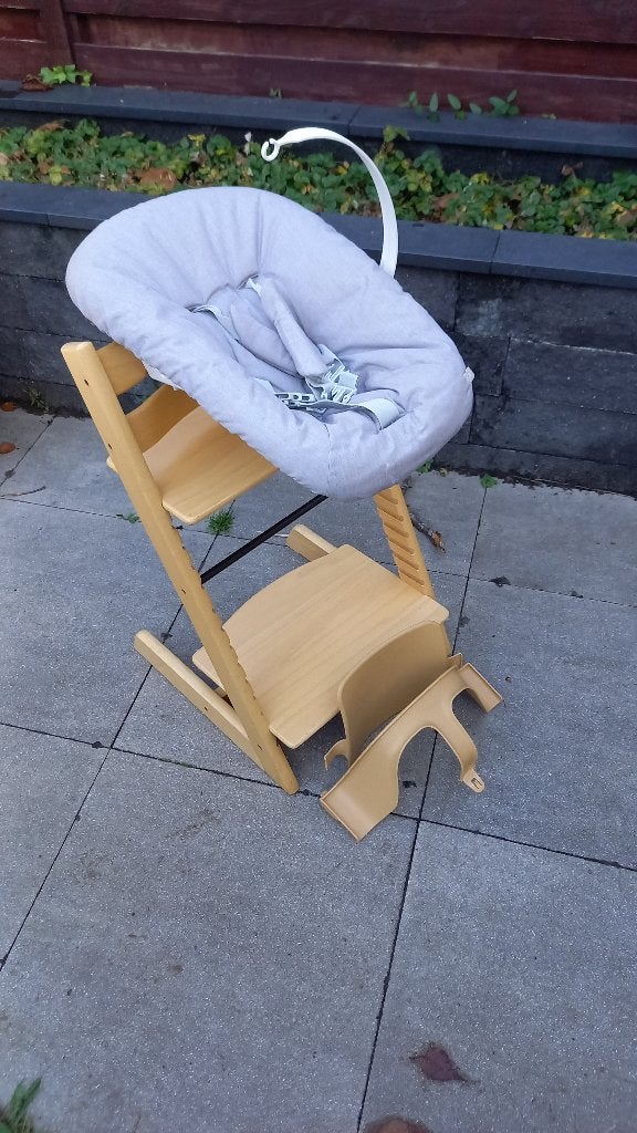 Stokke Tripp Trapp kinderstoel, met newbornset en babyset, Ophalen, Zo goed als nieuw, Meegroeistoel, Stoelverkleiner