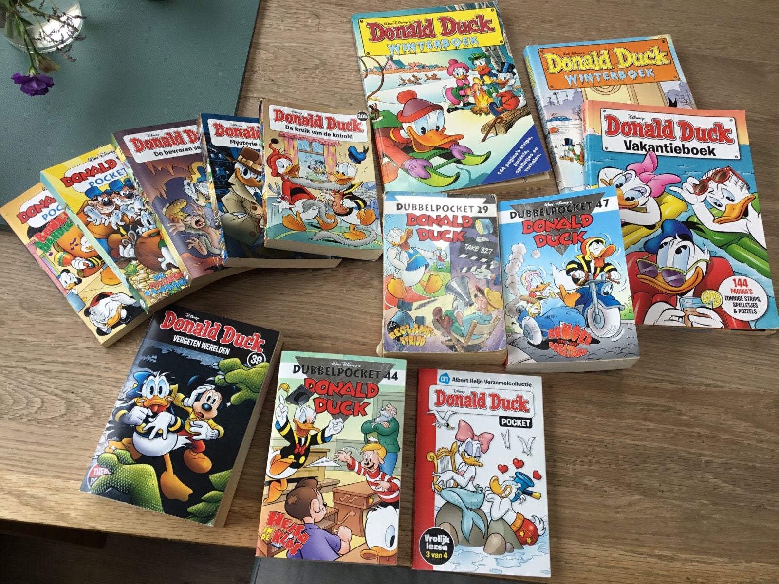 Grote collectie Donald Duck stripboeken en pockets, Meerdere stripboeken, Ophalen, Gelezen