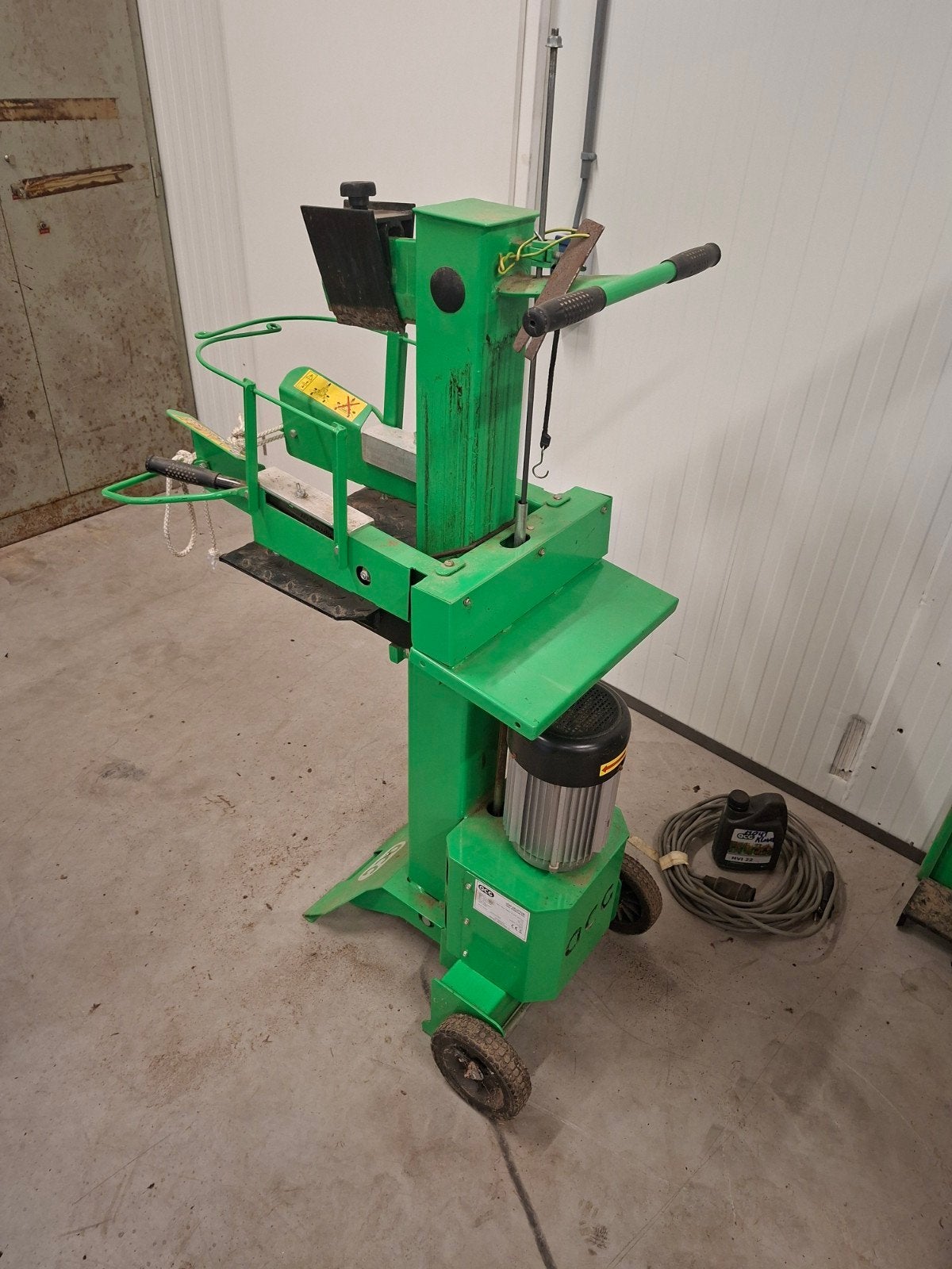 houtklover 8 ton, Tuin en Terras, Ophalen, Staand, ACG, Zo goed als nieuw
