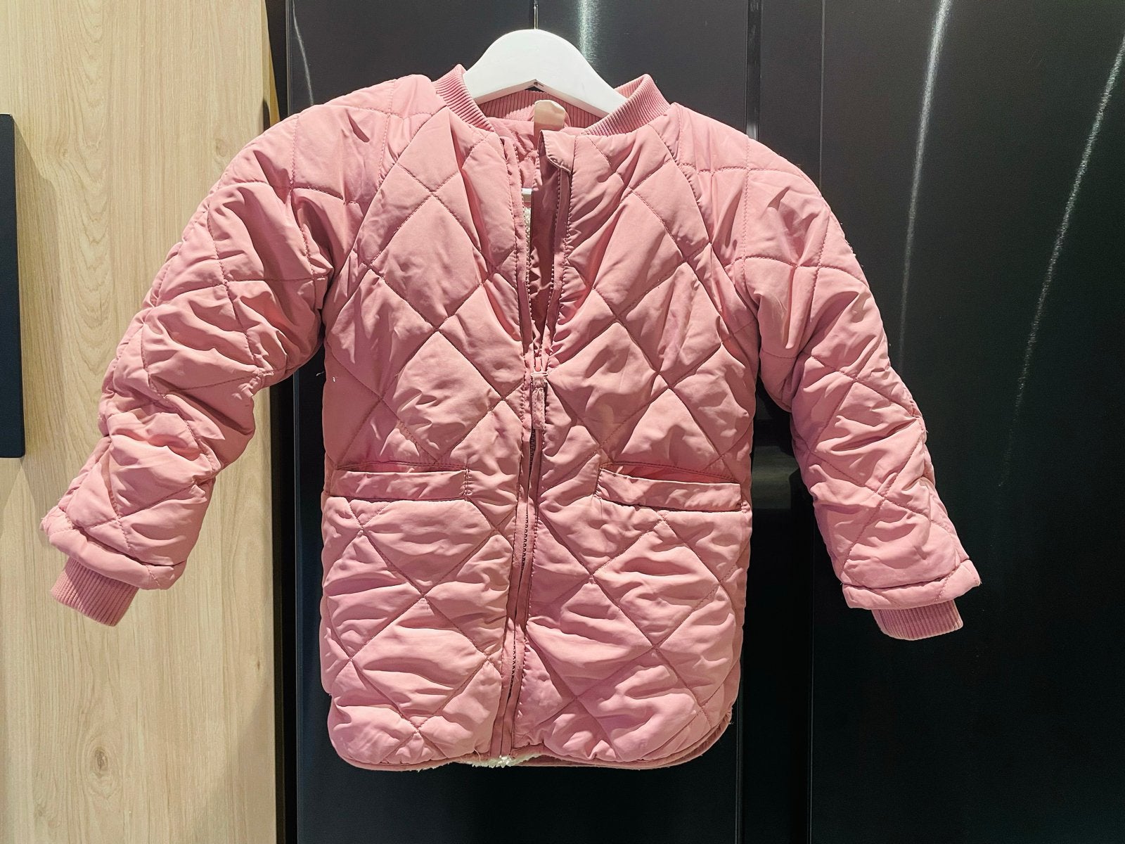 HEMA Roze gewatteerde jas met teddy voering - Maat 98/104, Ophalen of Verzenden, Gebruikt, Meisje, Jas