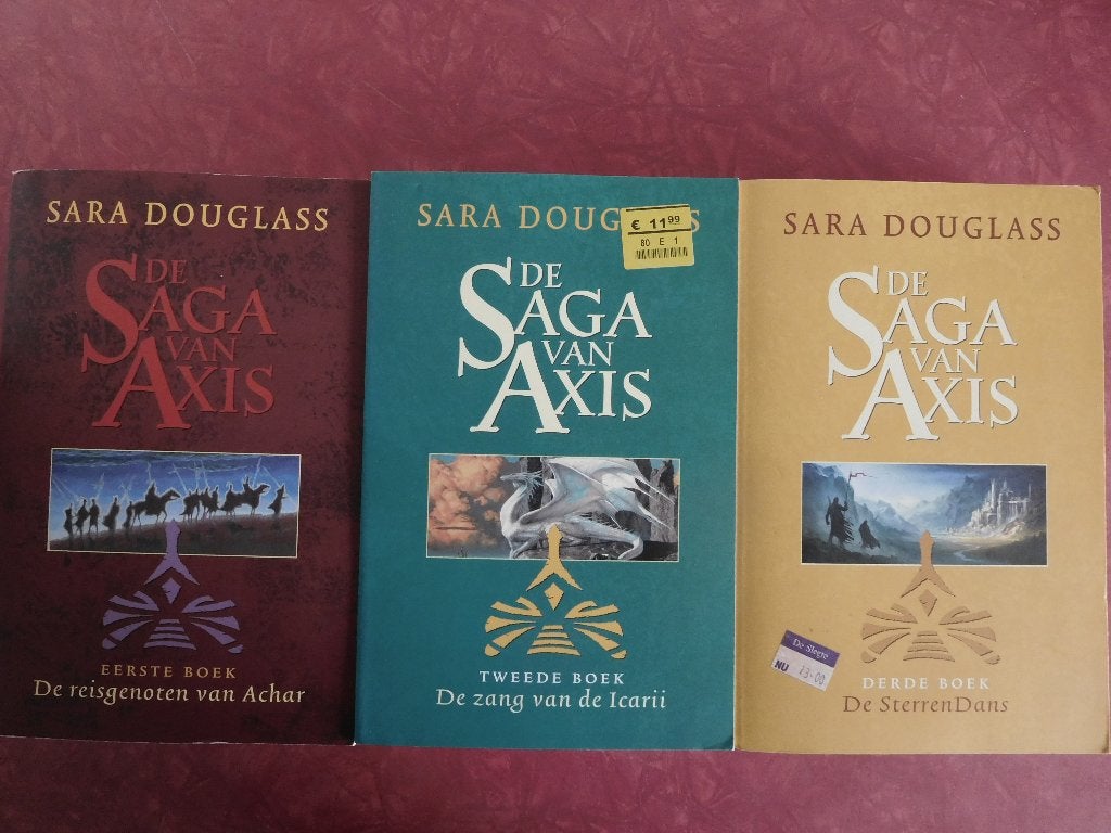 Sara Douglass De Saga van Axis, Boeken, Fantasy, Zo goed als nieuw, Ophalen of Verzenden