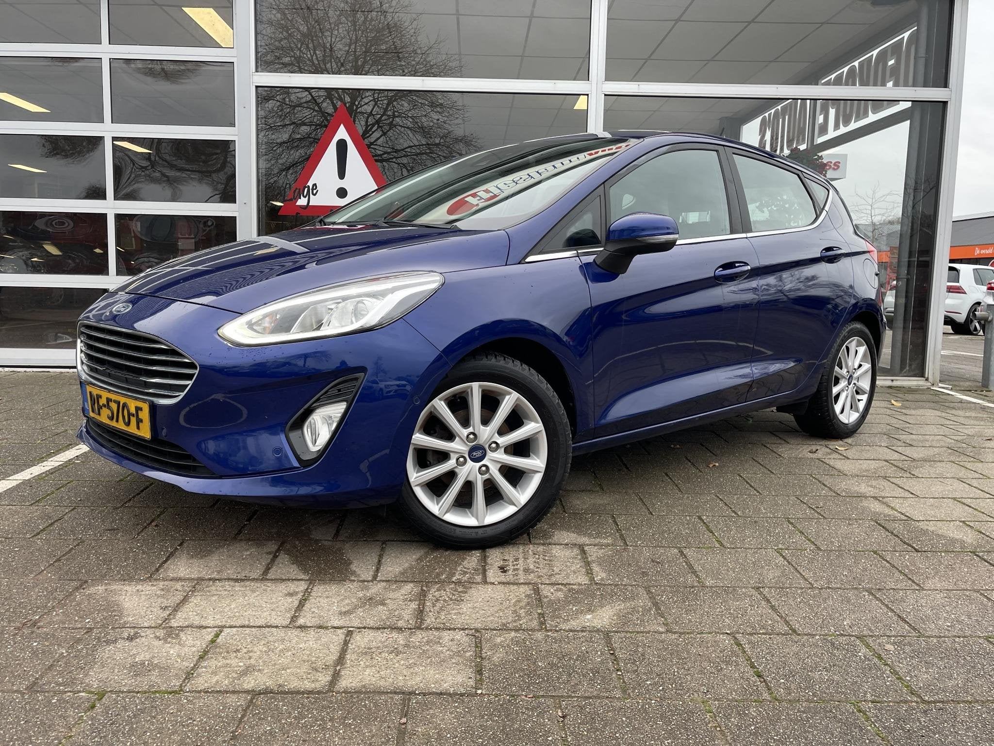 Ford Fiesta 1.0 EcoBoost Titanium / 5 drs//Adaptive Cruise/C, Euro 6, 580 kg, Met garantie (alle), Blauw