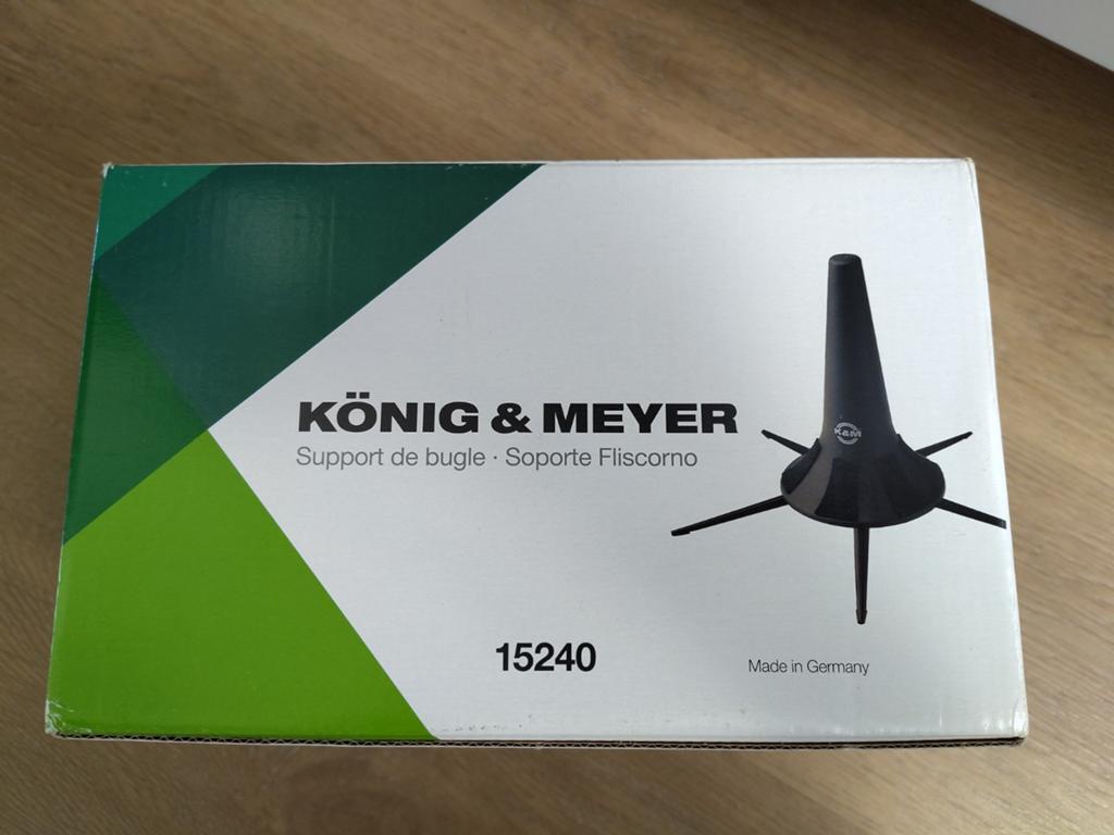K&M Bugel Standaard 15240, Muziek en Instrumenten, Instrumentstandaard, Contact@k-m.de, K&M, 97864 Wertheim