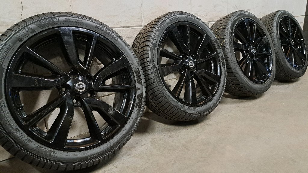 Zwarte velgen Nissan Qashqai Juke X-Trail Captur 225/45/19, 19 inch, Gebruikt, Banden en Velgen, Personenwagen