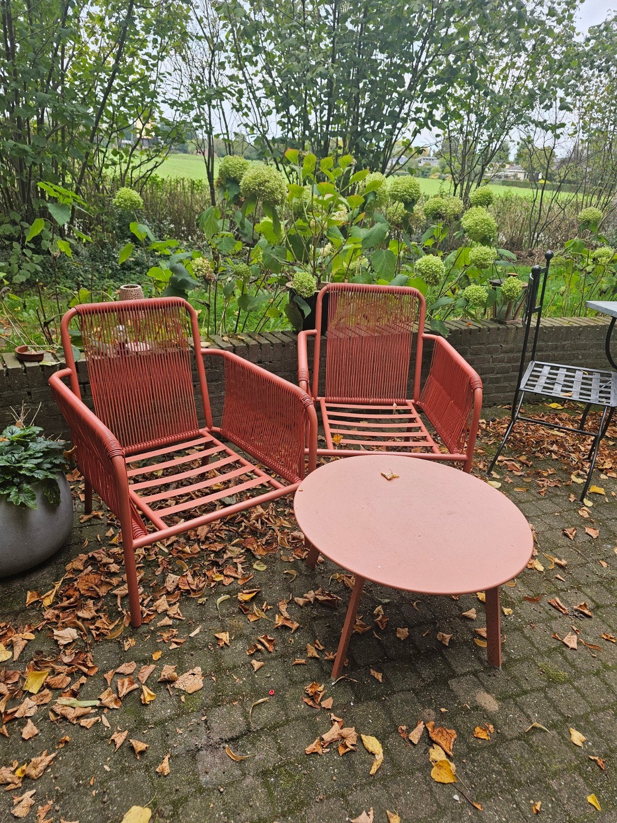 Intratuin Loungeset - 4 Stoelen en Bijzettafel, Tuin en Terras, Ophalen, 4 zitplaatsen, Kunststof, Gebruikt