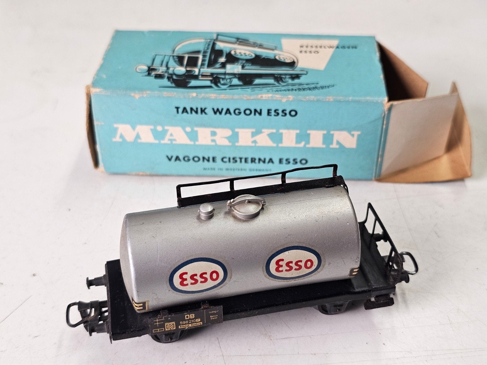 Märklin H0 Esso tankwagon - modeltrein, Wisselstroom, Gebruikt, Wagon, Ophalen of Verzenden
