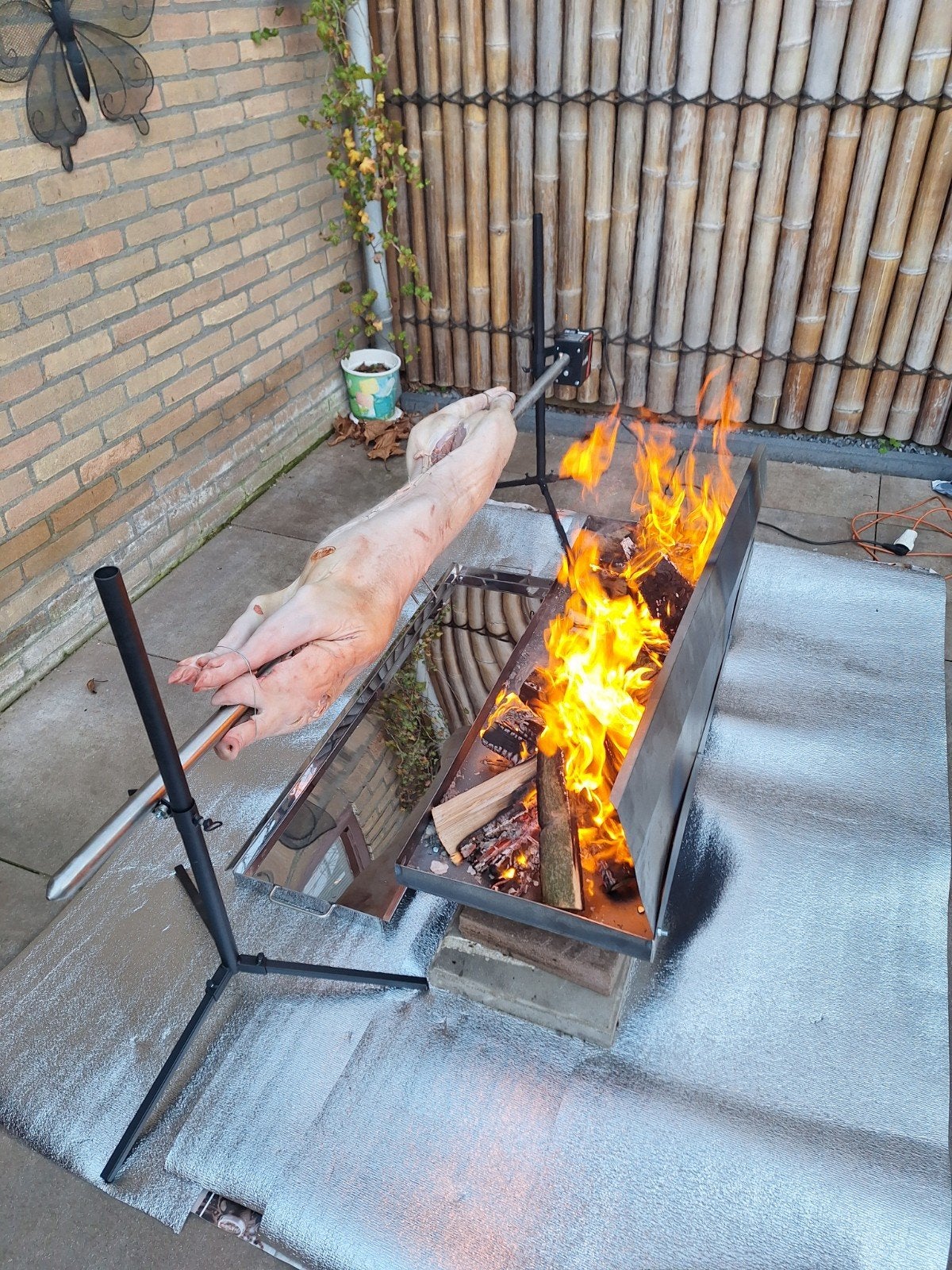 Bq spit draaiende grill voor speenvarken of lam, Ophalen of Verzenden