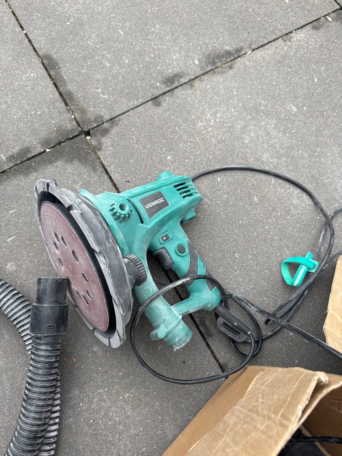 VONROC Excentrische Schuurmachine met Stofzak, Doe-het-zelf en Verbouw, Gereedschap | Schuurmachines, Ophalen of Verzenden, Gebruikt