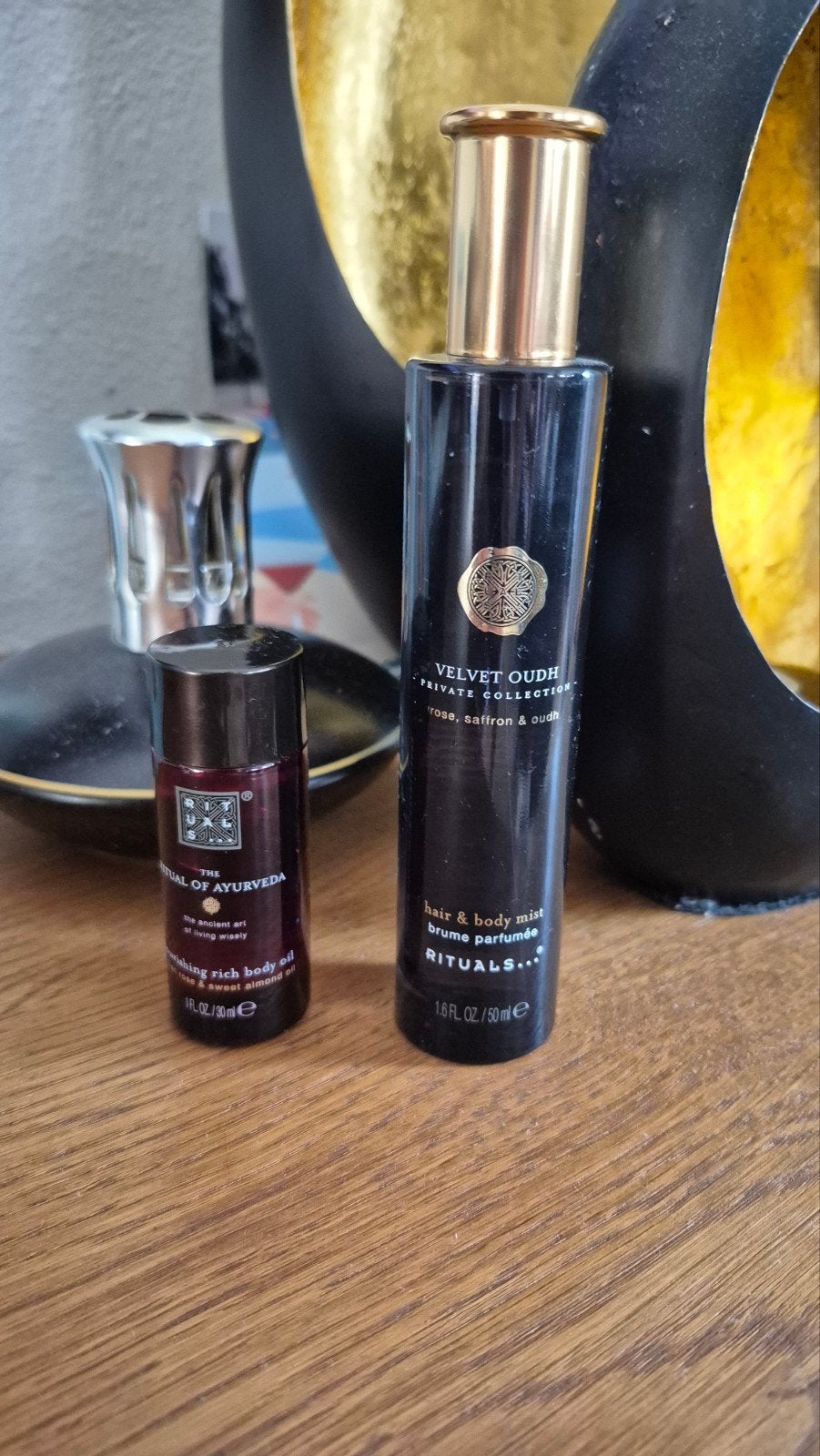 Rituals  linker half vol en de grote nog bijna vol, Sieraden, Tassen en Uiterlijk, Uiterlijk | Parfum, Ophalen of Verzenden