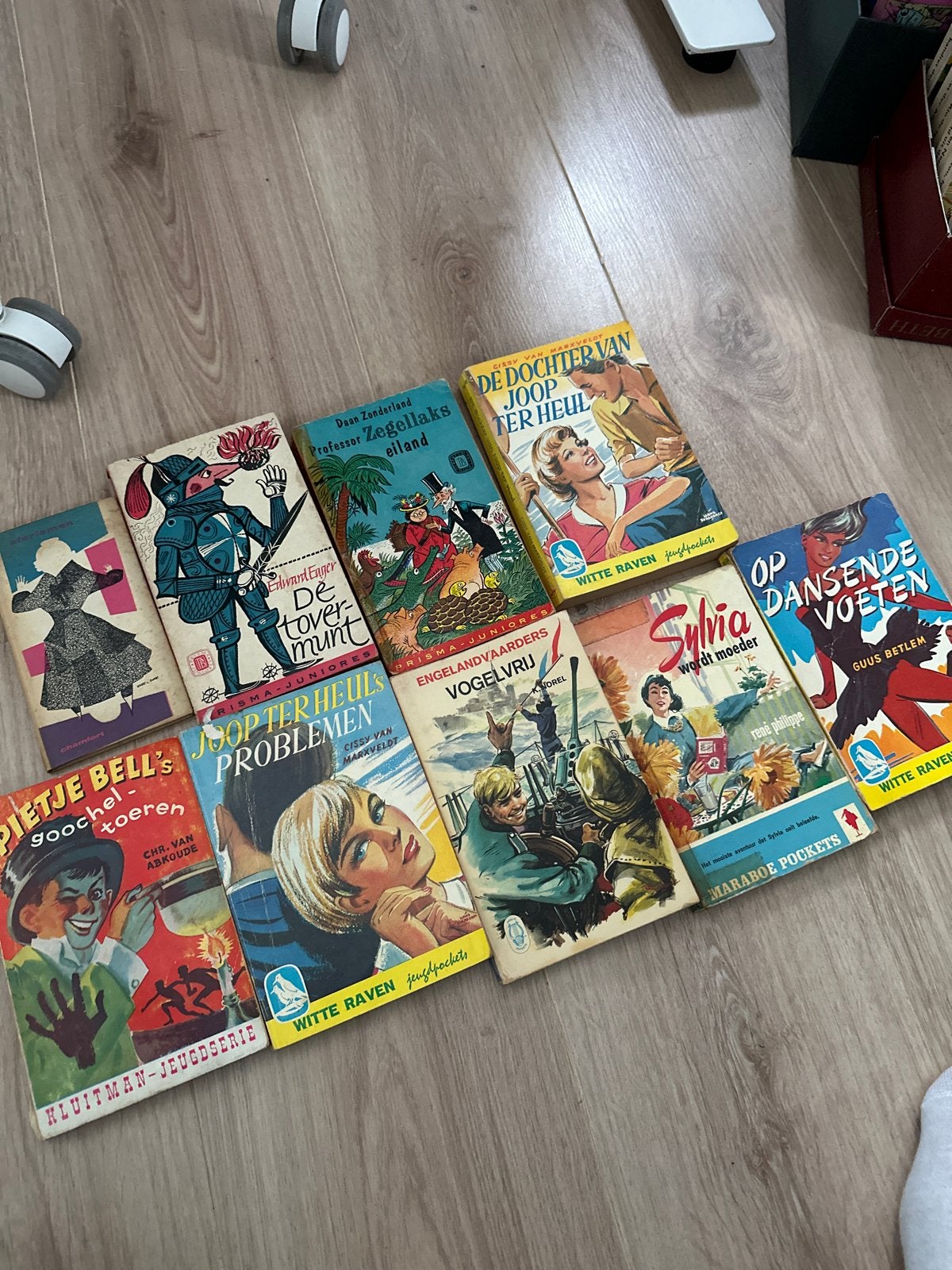 Vintage Jeugdboeken Collectie - Witte Raven & meer, Ophalen of Verzenden, Gelezen, Fictie algemeen