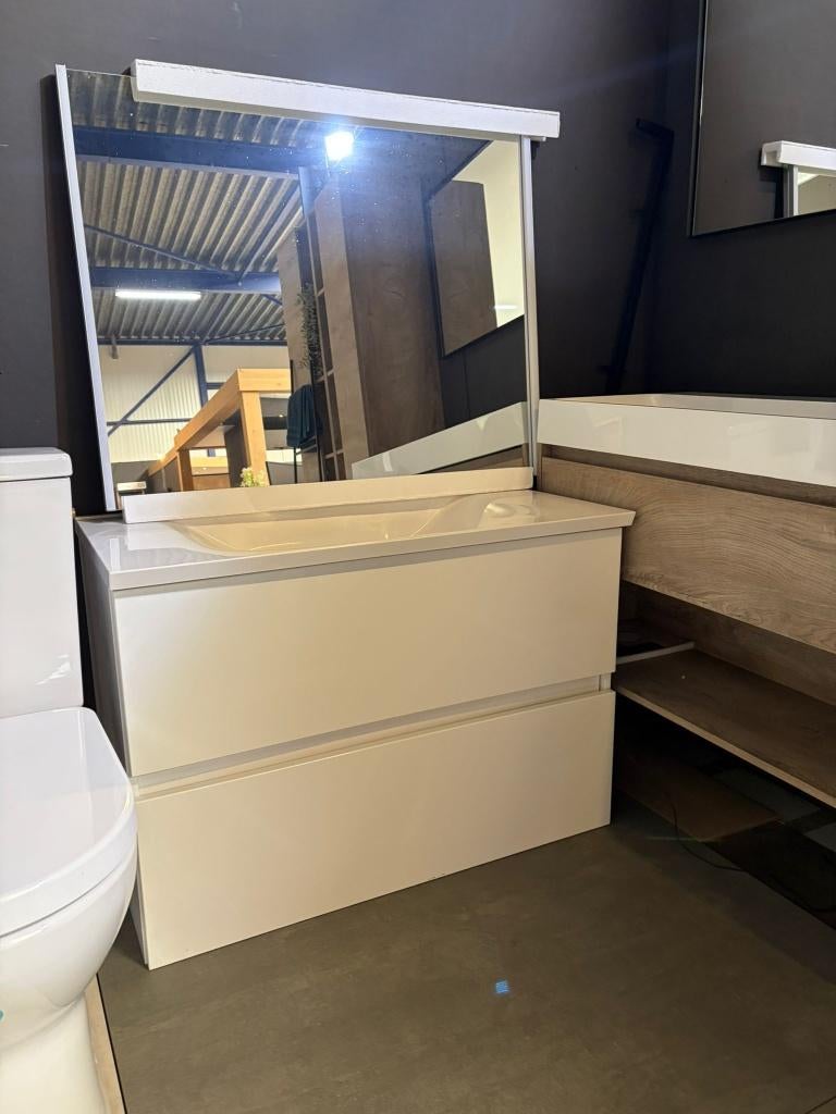 ACTIE! Showroommodel badkamermeubel, Doe-het-zelf en Verbouw, Sanitair, Zo goed als nieuw, Wastafel, Ophalen