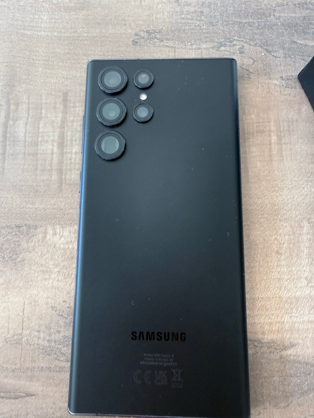 Foto 4 van Samsung Galaxy S22 Ultra 256 Zwart