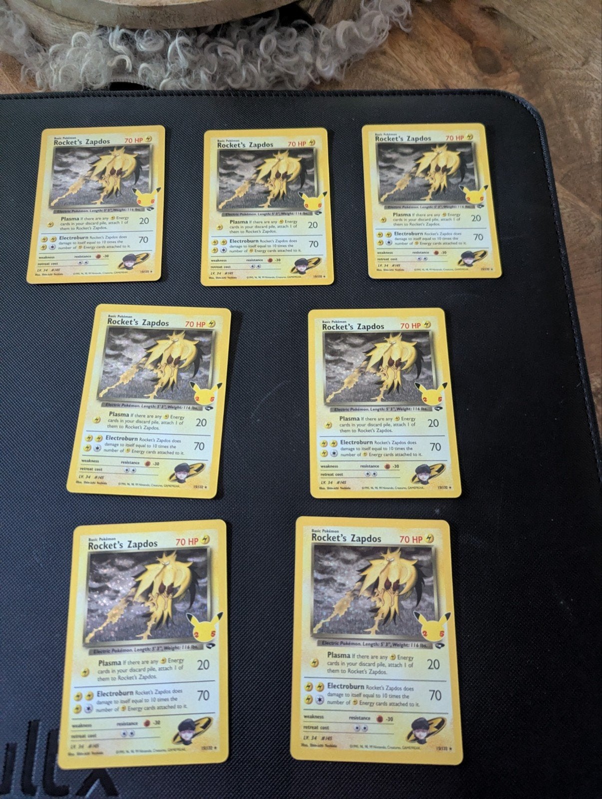 4X Rocket's Zapdos #15 Celebrations fresh uit pack, Ophalen, Nieuw