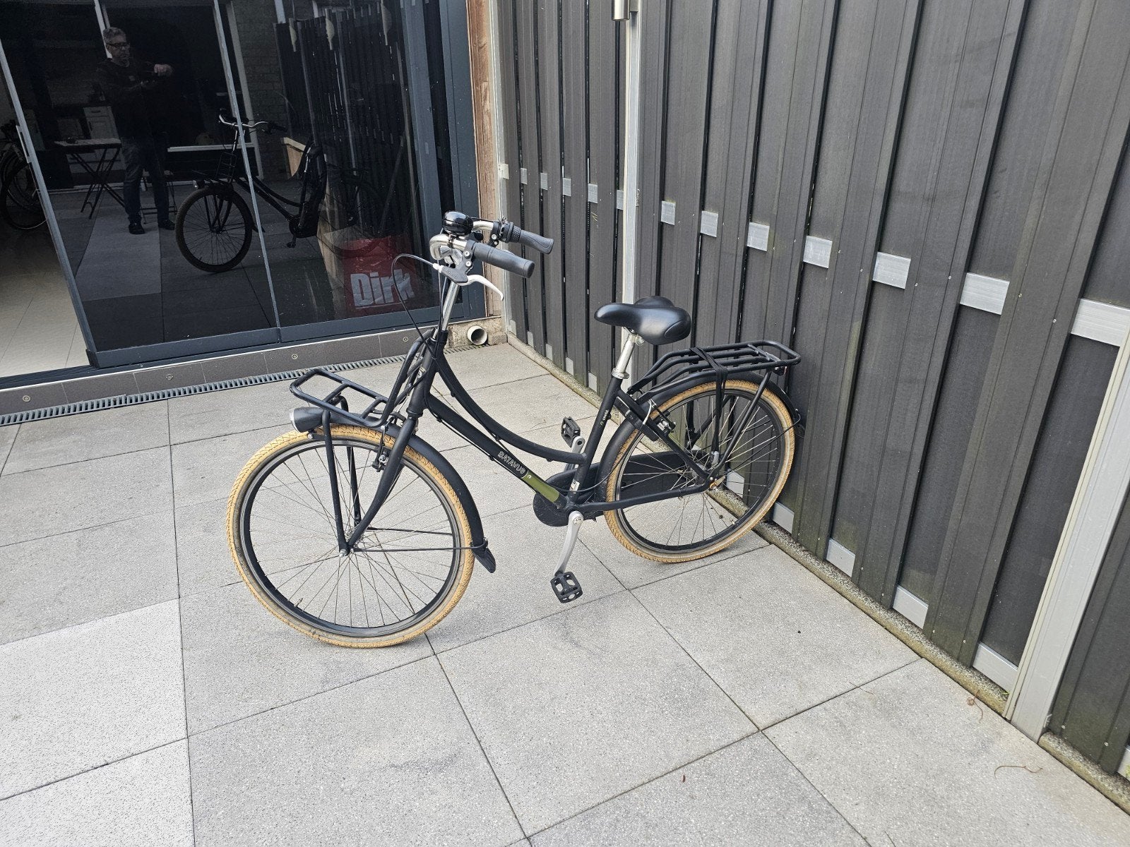 Mooie Transportfiets (Meisjesfiets ) aangeboden., Ophalen, Zo goed als nieuw