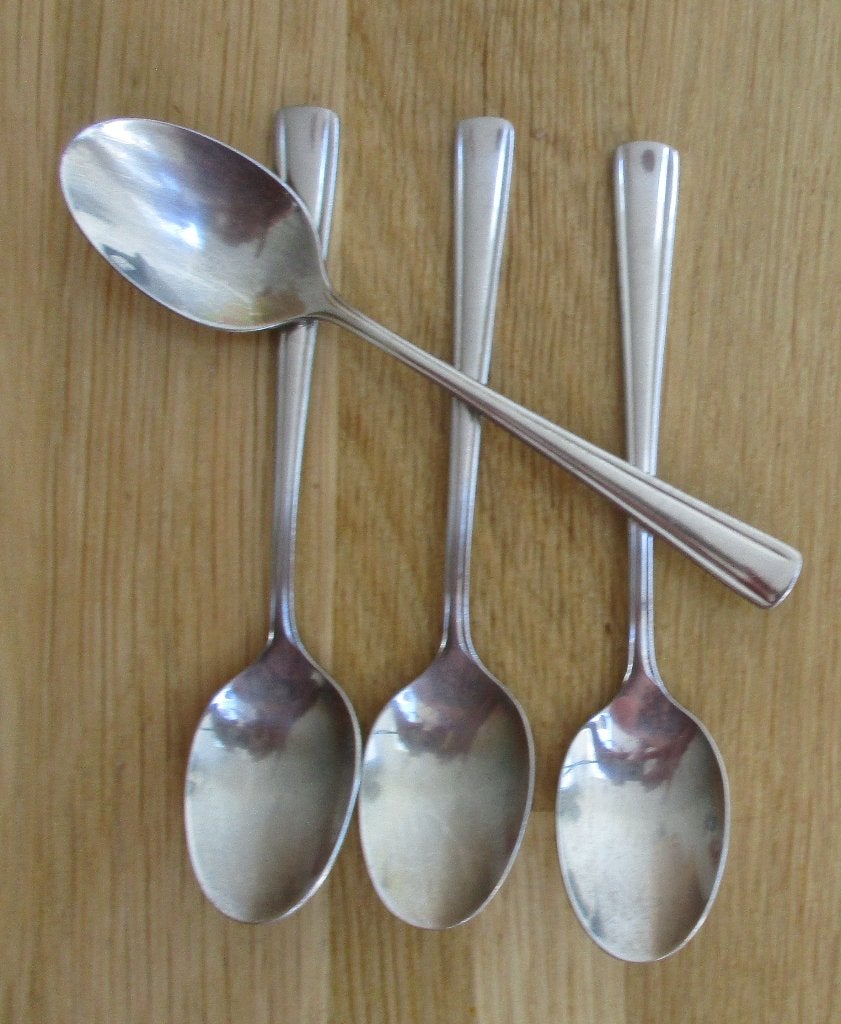 4 van nelle koninklijke begeer theelepeltjes leuk model, Ophalen of Verzenden, Rvs of Chroom