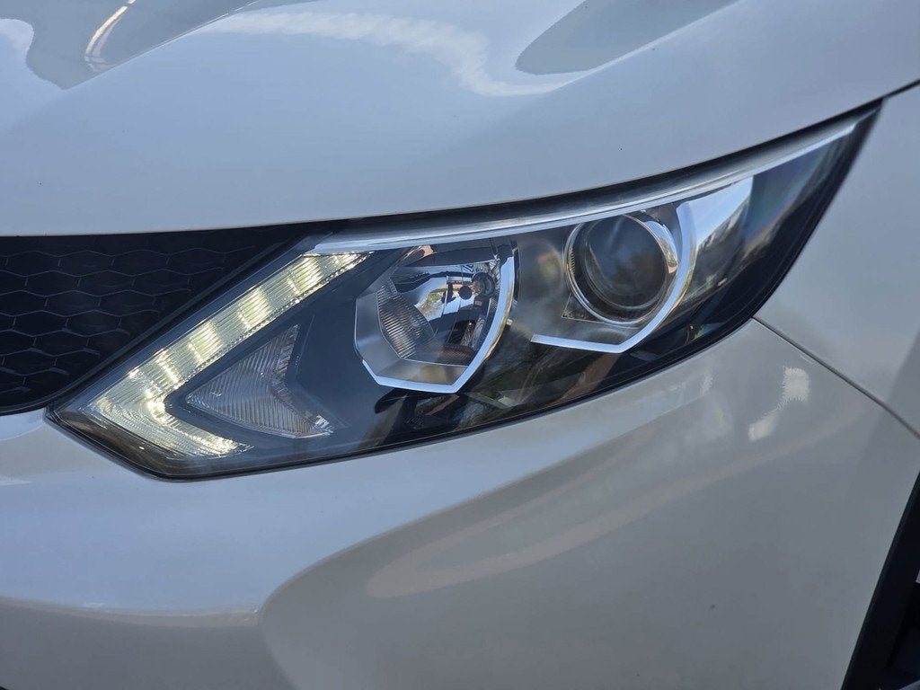 Nissan Qashqai 1.2 Tekna |PANO|NAVI|STOELVERW, Voorwielaandrijving, Automatische klimaatregeling, Stof, Gebruikt