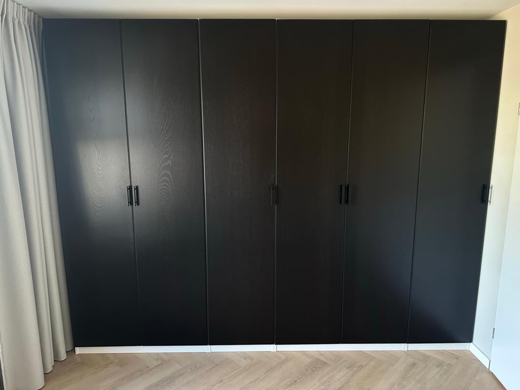 IKEA PAX Kledingkast Zwart eikenfineer met lades en planken, Gebruikt, 200 cm of meer, 200 cm of meer, 25 tot 50 cm