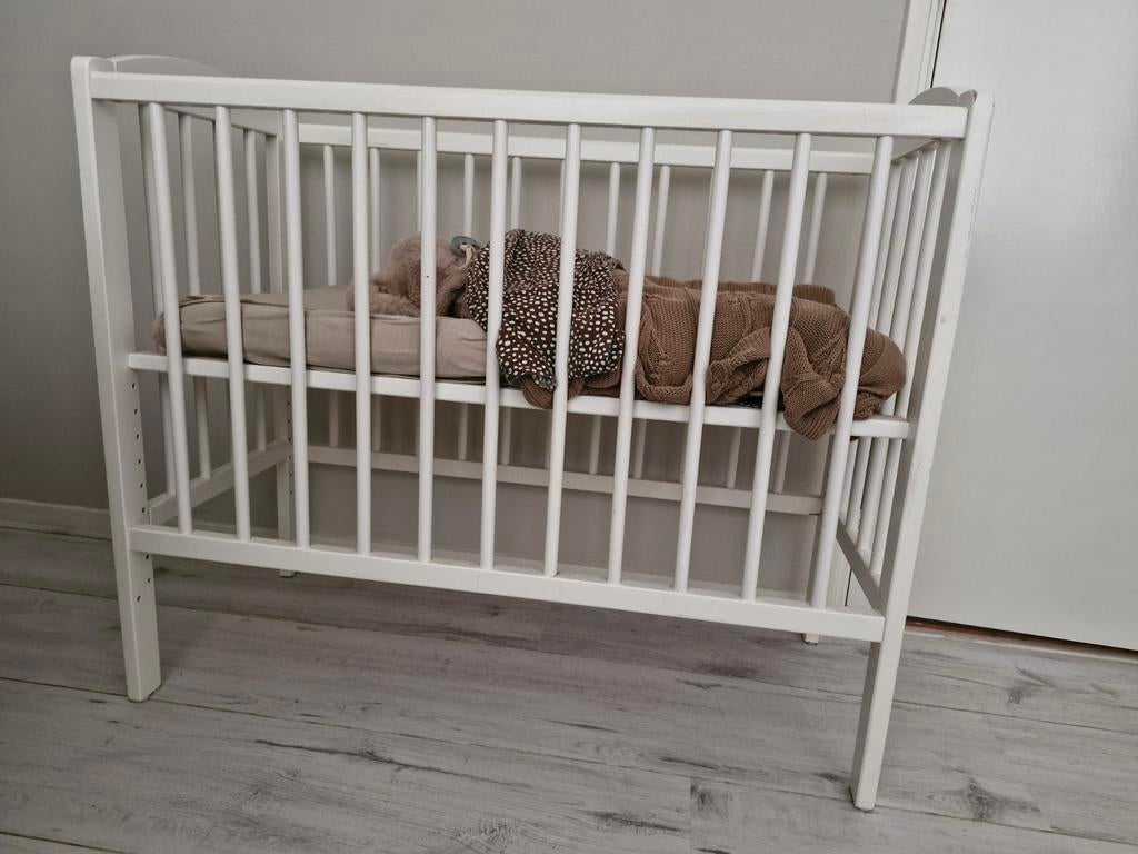 Co-sleeper/ wieg 2 in 1 van petit amelie., Ophalen, Zo goed als nieuw, Wieg