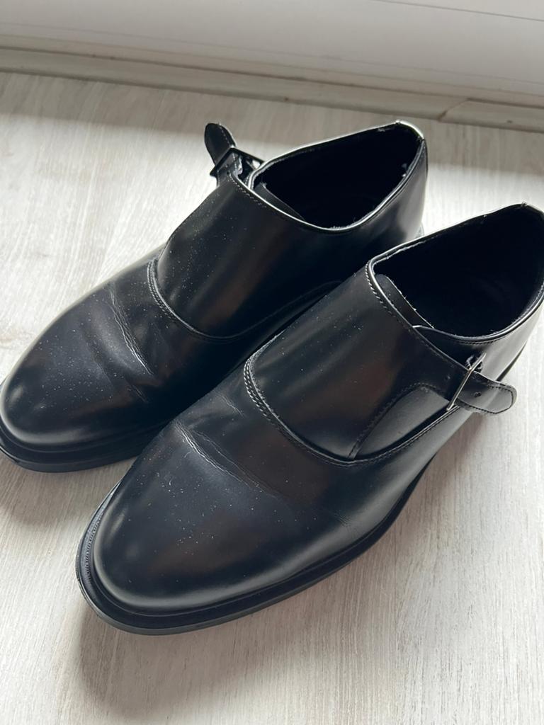 Zara schoenen, Zwart, Overige typen, Ophalen of Verzenden, Zo goed als nieuw