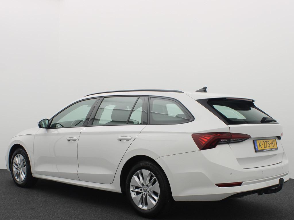 Skoda Octavia Combi 1.0 e-TSI Business Edition AUTOMAAT / TR, Auto's, Parkeersensor, Stof, Gebruikt, Euro 6