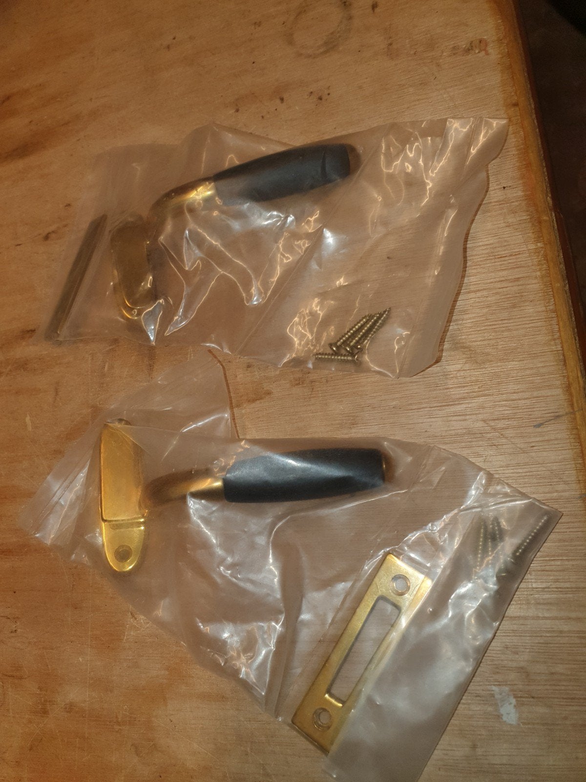 40x Raamsluitingen messing ebbenhout (NOS), Ophalen, Nieuw, Koper of Messing, Klink of Kruk