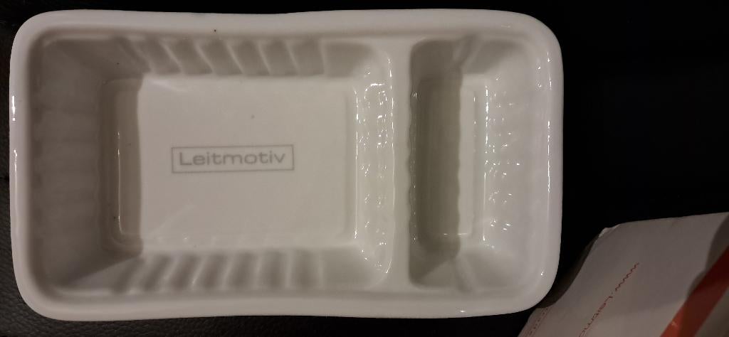2 keramieken patatbakjes - nieuw, Huis en Inrichting, Nieuw, Ophalen of Verzenden, Schaal of Schalen, Effen