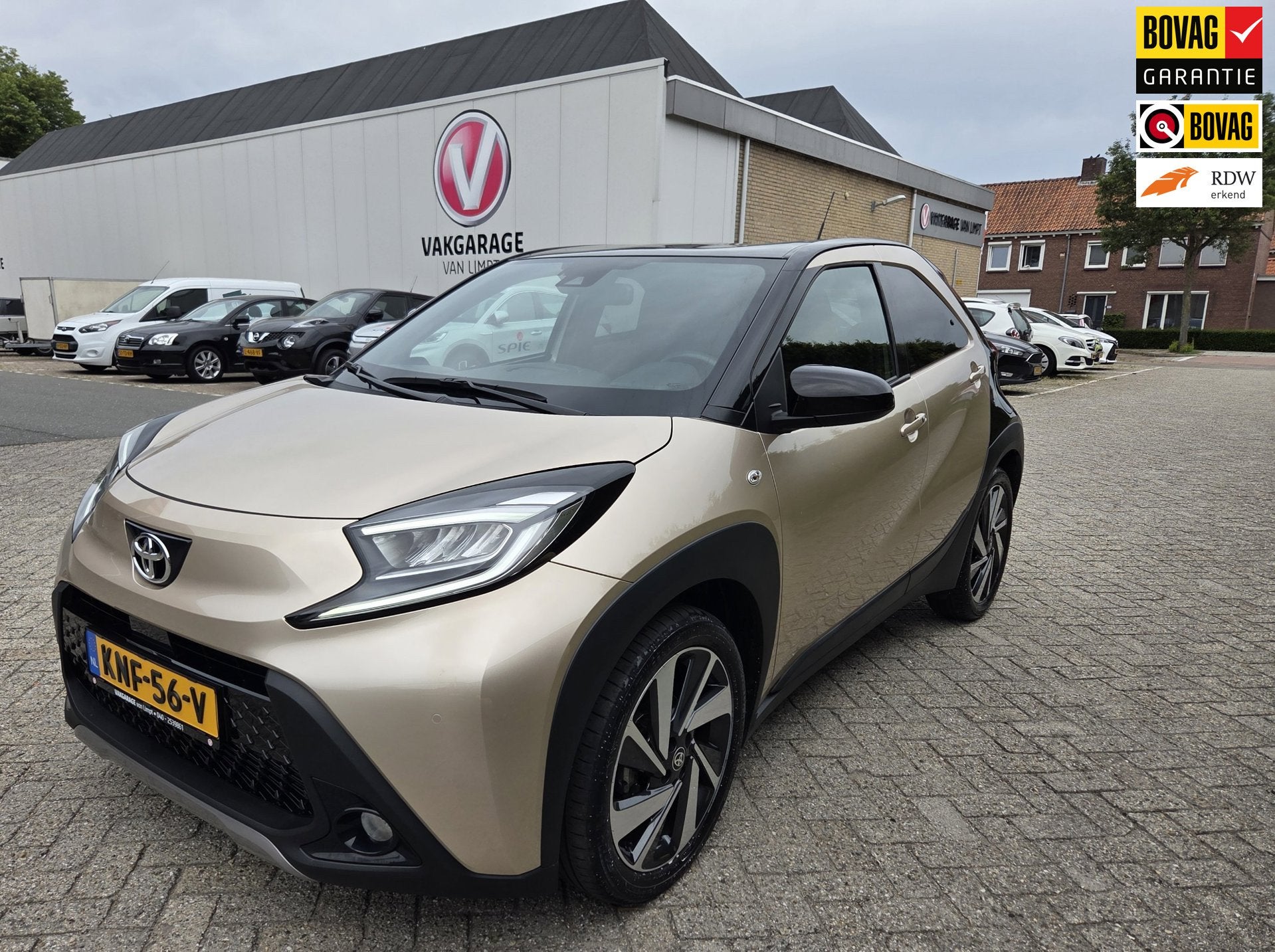 Toyota Aygo X 1.0 VVT-i S-CVT Envy | LM-velgen 18" | Keyless, Auto's, 12 maanden, Stof, Gebruikt, 4 stoelen