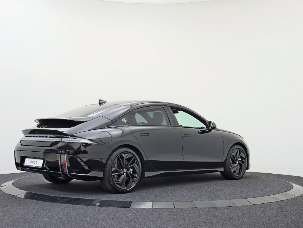 Hyundai IONIQ 6 Business 77.4 kWh | Demo | Navigatie | 360 c, Auto's, Hyundai, 12 maanden, 0 cilinders, Gebruikt, Zwart