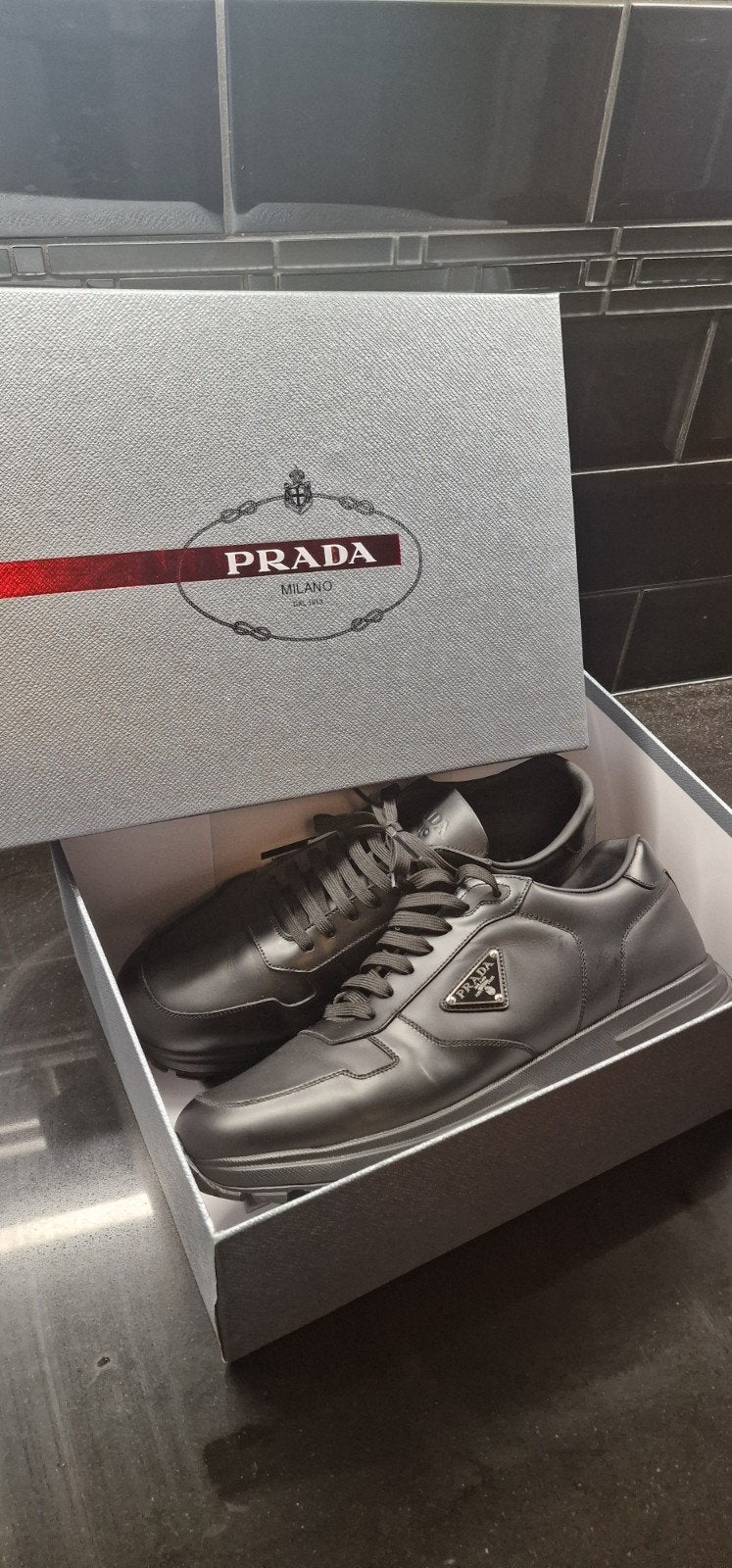 Prada sneakers maat 44, Kleding | Heren, Zwart, Nieuw, Prada ,Hermes, Ophalen of Verzenden