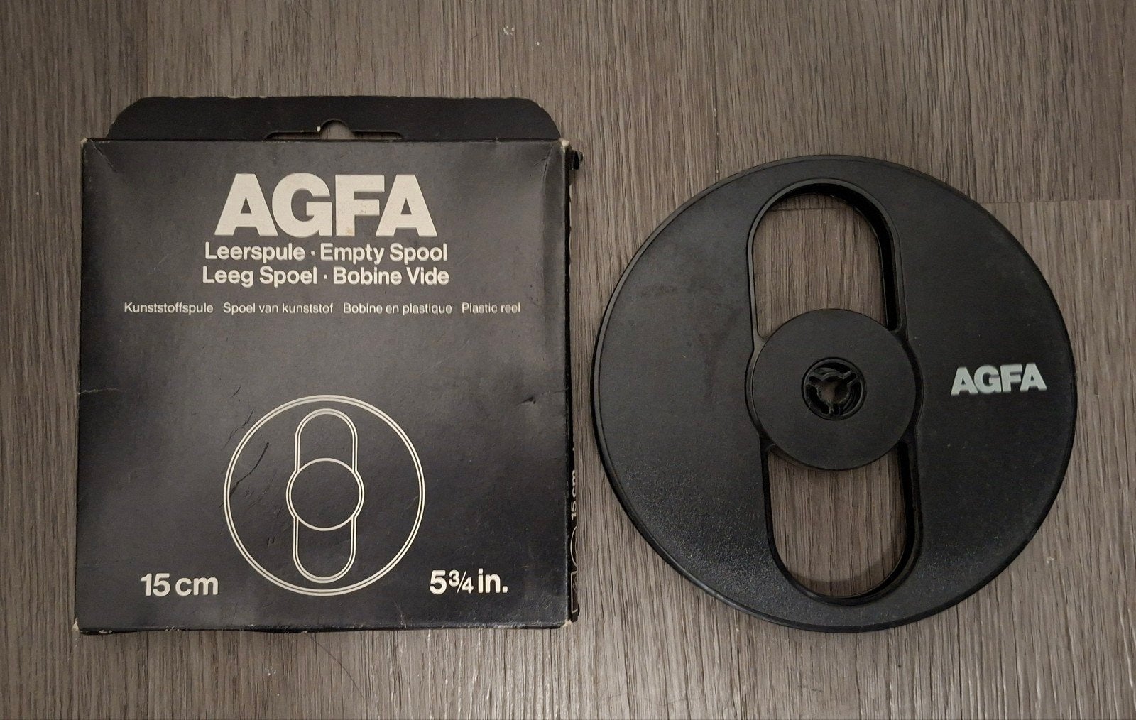 Agfa bandrecorder spoel 15 cm / 5¾ in. in originele opbergdo, Ophalen of Verzenden, Onderdeel