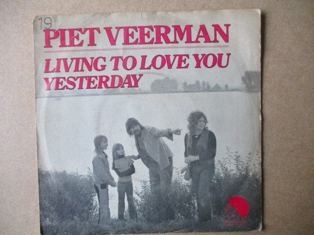s5199 piet veerman - living to love you, Ophalen, Gebruikt, 7 inch, Overige genres