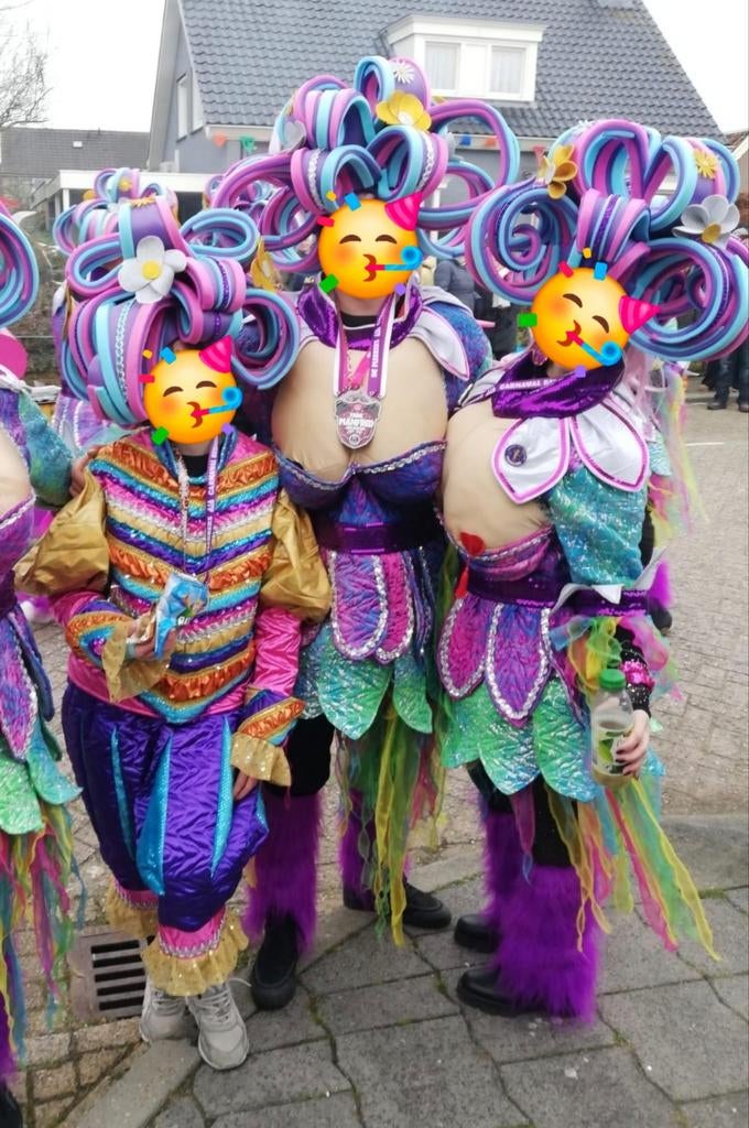 Carnavalskleding loopgroep - Unieke en kleurrijke outfits, Ophalen, Carnaval, Maat 42/44 (L), Kleding