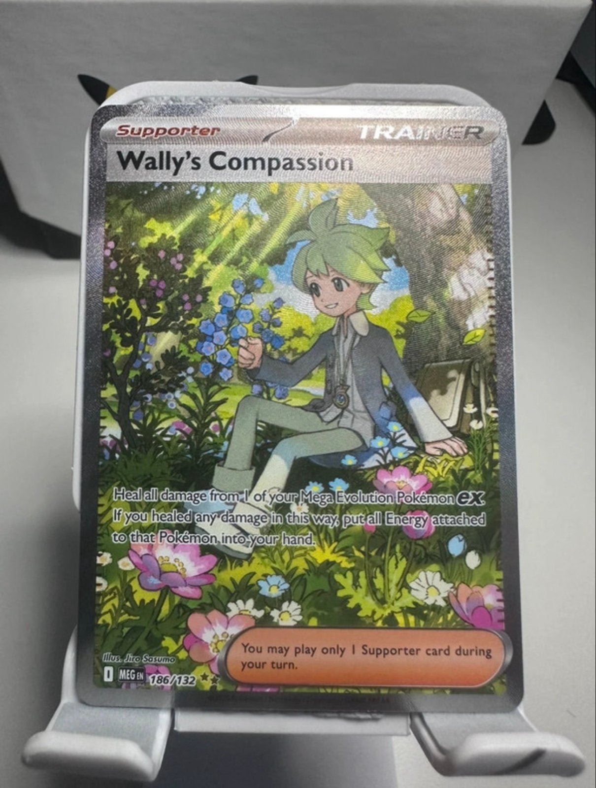 Wally's Compassion 186/132 Full Art Supporter Trainer, Ophalen of Verzenden, Zo goed als nieuw, Losse kaart, Foil