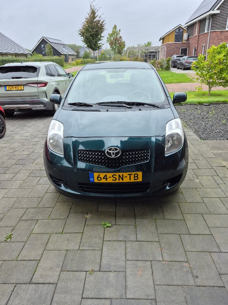 Toyota Yaris 1.3 16V Vvt-i 5DR SOL MMT 2006 Groen, Stof, 40 €/maand, 4 cilinders, Origineel Nederlands