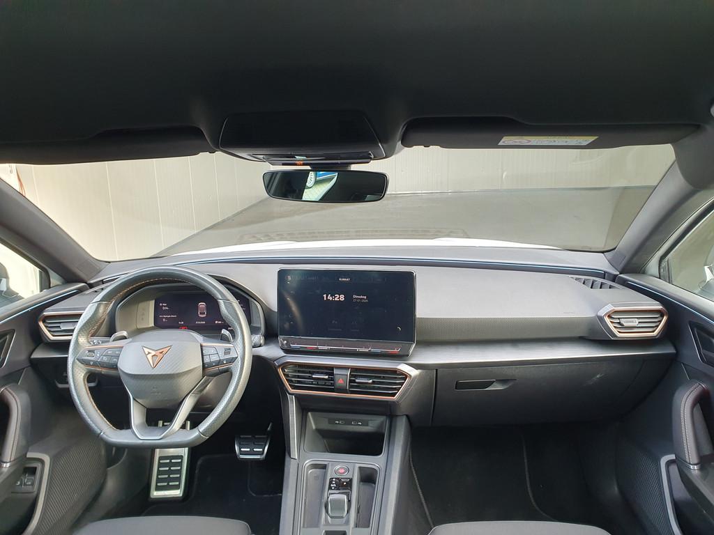 CUPRA Leon Sportstourer 1.4 e-Hybrid Essential NAVI/LED/CARP, Auto's, Cupra, 4 cilinders, 1589 kg, Leder en Stof, Wit