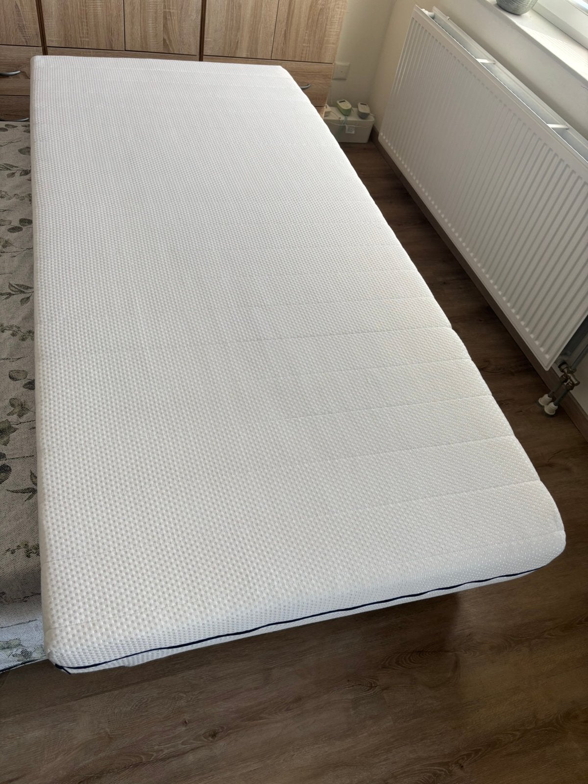 Eenpersoons koudschuim matras 90x200 cm van Beterbed, Ophalen, Zo goed als nieuw, Eenpersoons, 90 cm