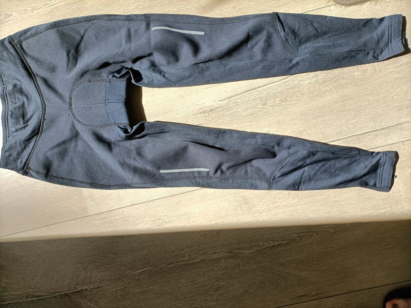 Crivit fietsbroek met reflecterende details - XS, Fietsen en Brommers, Fietsaccessoires | Fietskleding, Ophalen of Verzenden, Zo goed als nieuw