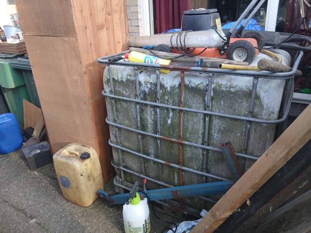 Ibc tank schoon van binnen heeft water in gezeten, 150 liter of meer, Ophalen, Zo goed als nieuw