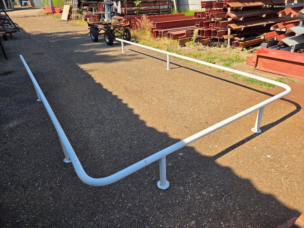 Leuning, stalen railing, verzinkt en wit, Doe-het-zelf en Verbouw, Metalen, Ophalen, Gebruikt, IJzer