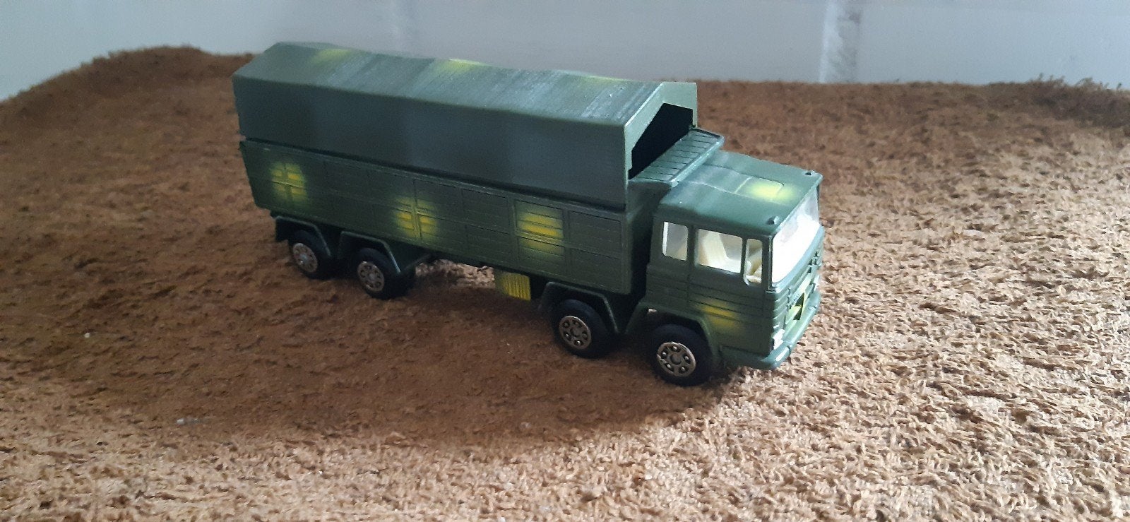Pegaso  leger vrachtwagen met kanon en aanhanger, Ophalen, Gebruikt, Bus of Vrachtwagen, Overige merken
